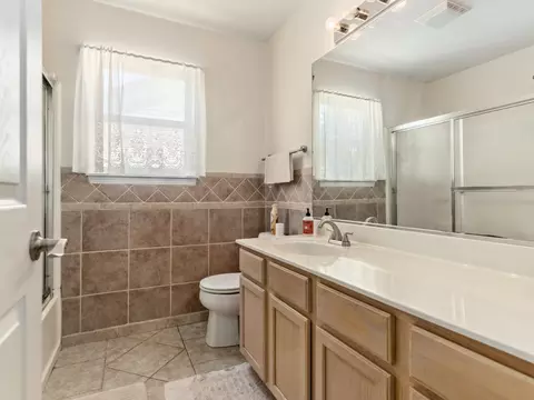 1031 Spinnaker St, Elgin, IL 60123 photo 20