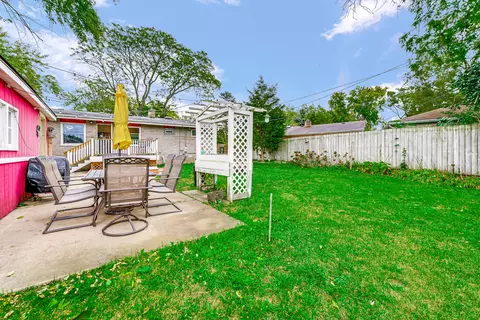 Exterior - 30 S Joyce Ln, Addison, IL 60101 photo 2 of 4