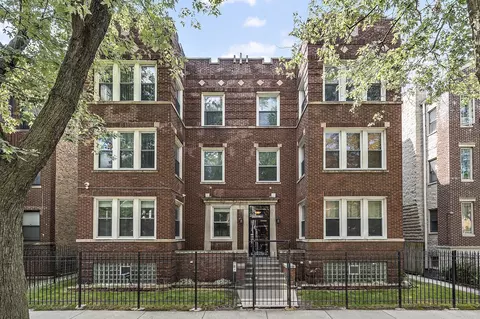 6840 S Cornell Ave #1S, Chicago, IL 60649