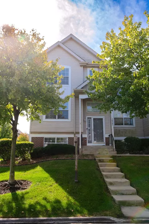 16465 W Teton Dr, Lockport, IL 60441