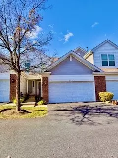 32512 N Rushmore Ave, Lakemoor, IL 60051
