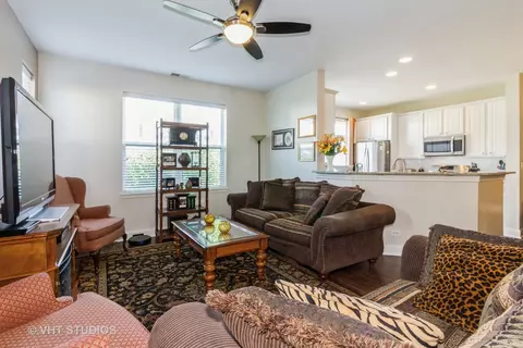 Living - 500 Dancer Ln, Oswego, IL 60543 photo 1 of 5