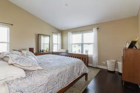 Bedroom - 500 Dancer Ln, Oswego, IL 60543 photo 2 of 3