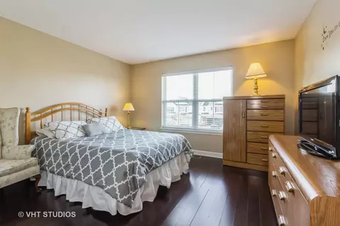 Bedroom - 500 Dancer Ln, Oswego, IL 60543 photo 3 of 3