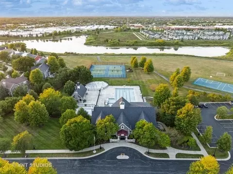View/Area - 500 Dancer Ln, Oswego, IL 60543 photo 3 of 4