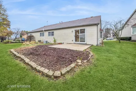 727 Alice Pl, Elgin, IL 60123 photo 18