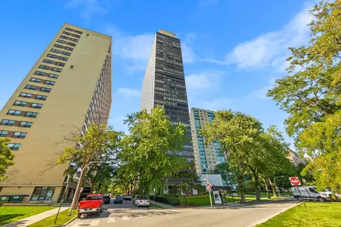 3150 N Lake Shore Dr #22C, Chicago, IL 60657