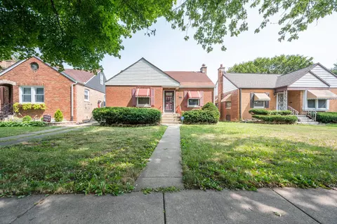9709 S Emerald Ave, Chicago, IL 60628
