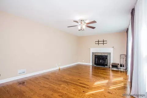 Living - 12430 S Bobwhite Ln, Plainfield, IL 60585 photo 6 of 8