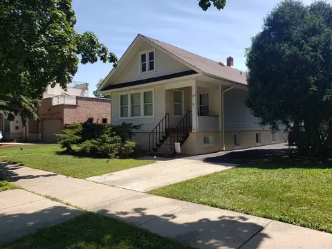 843 Walter Ave, Des Plaines, IL 60016 photo 2