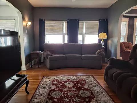 843 Walter Ave, Des Plaines, IL 60016 photo 17