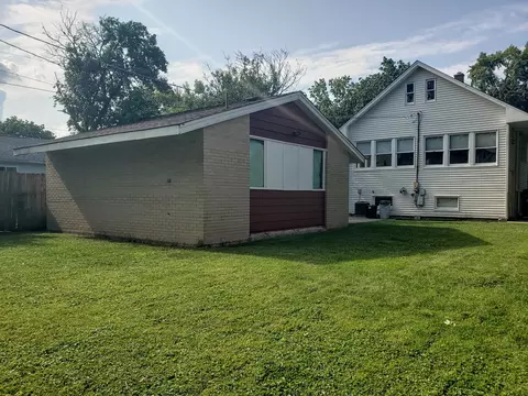 843 Walter Ave, Des Plaines, IL 60016 photo 5