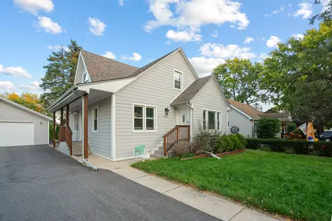 9725 S Normandy Ave, Oak Lawn, IL 60453