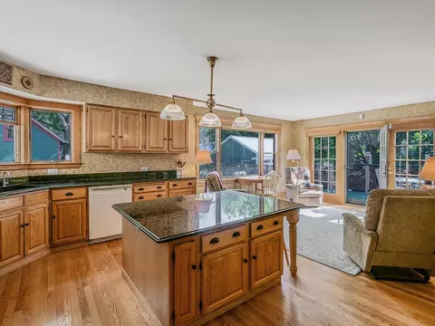 Kitchen - 725 N Spring St, Elgin, IL 60120 photo 2 of 3