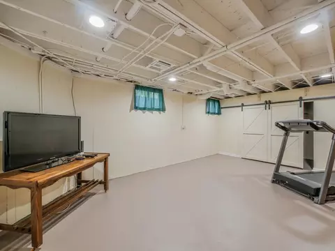 Other - 725 N Spring St, Elgin, IL 60120 photo 15 of 22