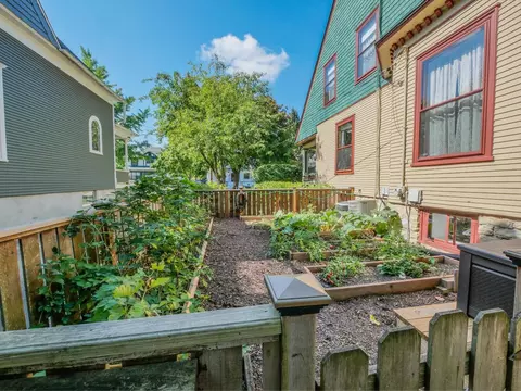 Exterior - 725 N Spring St, Elgin, IL 60120 photo 9 of 14