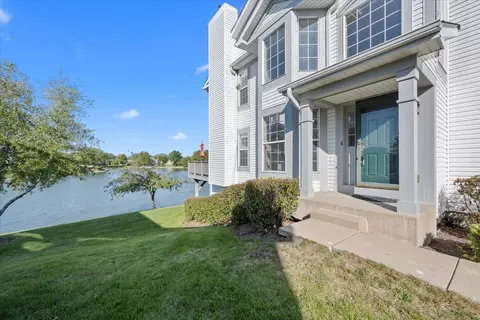 1258 Appaloosa Way, Bartlett, IL 60103