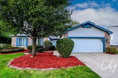 1614 Nightengale Cir, Lindenhurst, IL 60046