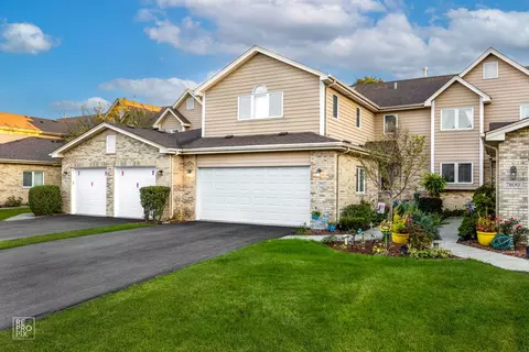 7807 Richardson Ln, Tinley Park, IL 60487