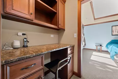 Other - 938 Oakleaf Ct, Naperville, IL 60540 photo 7 of 11