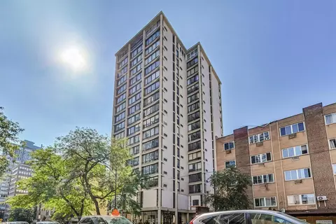 5740 N Sheridan Rd #4A, Chicago, IL 60660