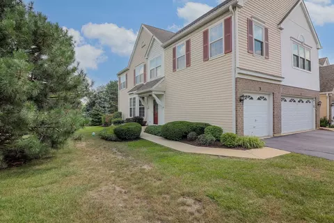 3 Arboretum Dr #3F, Lombard, IL 60148