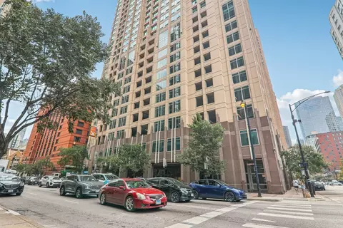 33 W Ontario St #51F, Chicago, IL 60654