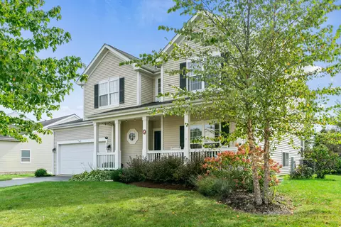 203 Winding Trl, Genoa, IL 60135