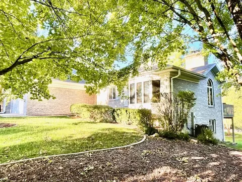 7 Coventry Chase #7, Joliet, IL 60431