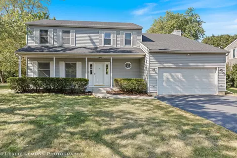 36172 N Douglas Ter, Gurnee, IL 60031