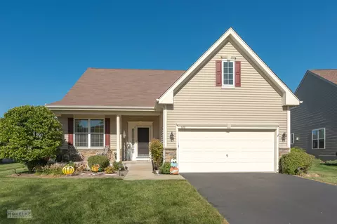 828 Colchester Dr, Oswego, IL 60543