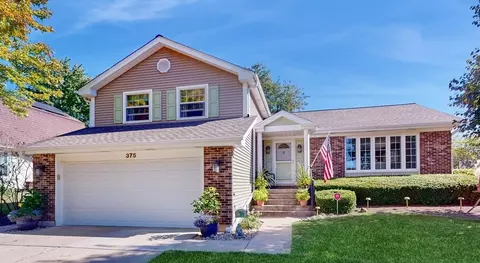 375 Glenwood Ct, Algonquin, IL 60102
