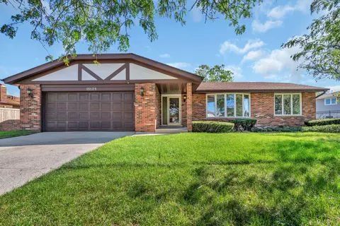 15135 Sunset Ridge Dr, Orland Park, IL 60462