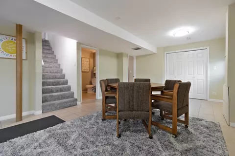 2696 Rusty Dr, Des Plaines, IL 60018 photo 16