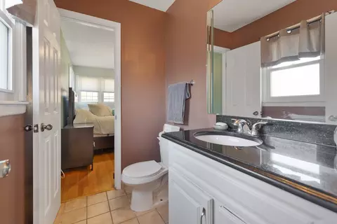 2696 Rusty Dr, Des Plaines, IL 60018 photo 12