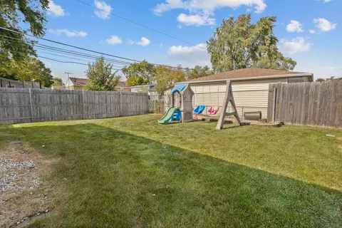 2696 Rusty Dr, Des Plaines, IL 60018 photo 24