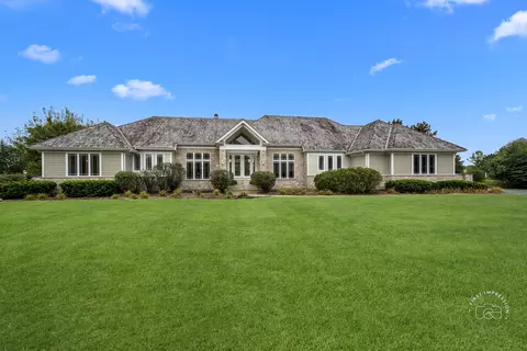 7 N156 Lancaster Rd, Saint Charles, IL 60175
