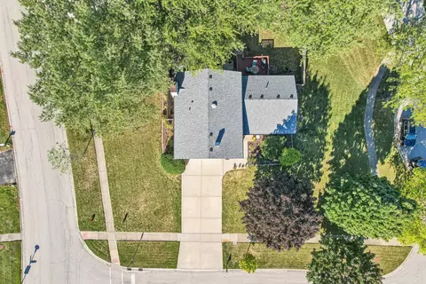 View/Area - 959 Trailside Ln, Bartlett, IL 60103 photo 2 of 8