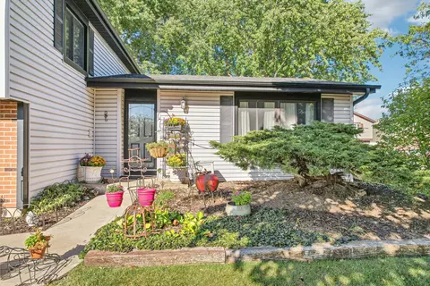 Other - 959 Trailside Ln, Bartlett, IL 60103 photo 11 of 13