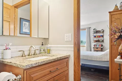 Bath - 959 Trailside Ln, Bartlett, IL 60103 photo 2 of 4