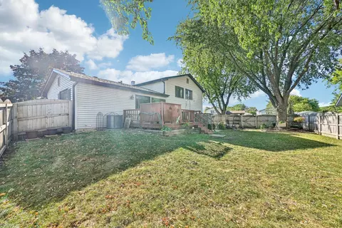 Other - 959 Trailside Ln, Bartlett, IL 60103 photo 12 of 13