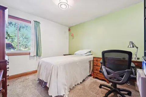 Bedroom - 959 Trailside Ln, Bartlett, IL 60103 photo 8 of 8
