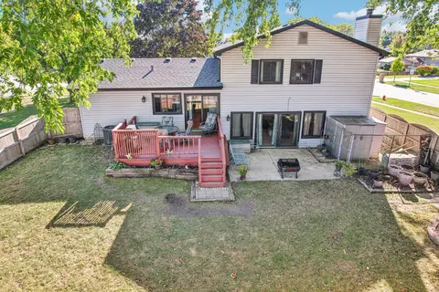 Exterior - 959 Trailside Ln, Bartlett, IL 60103 photo 15 of 17