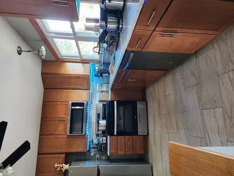 Kitchen - 7 N Rose Ave, Addison, IL 60101 photo 2 of 3