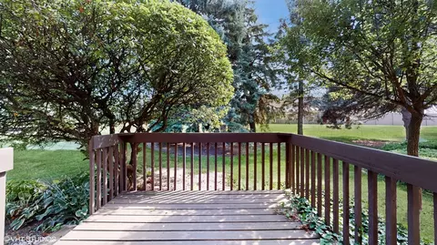 1857 Golf View Dr, Bartlett, IL 60103 photo 20