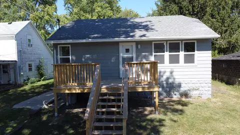 530 E Ash St, Watseka, IL 60970