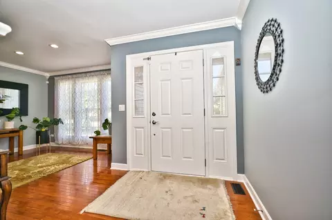 Entry Way - 1703 Manor Oaks Dr, Plainfield, IL 60586 photo 3 of 8