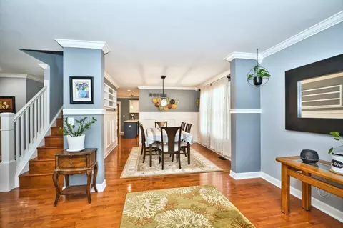 Entry Way - 1703 Manor Oaks Dr, Plainfield, IL 60586 photo 4 of 8