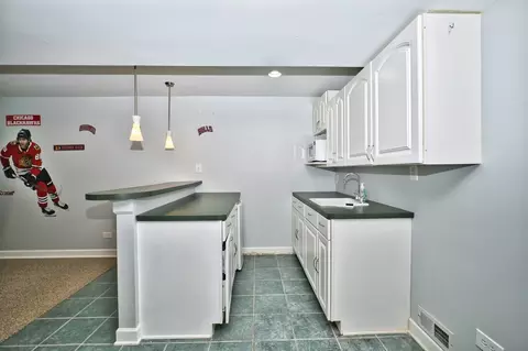 Kitchen - 1703 Manor Oaks Dr, Plainfield, IL 60586 photo 6 of 6
