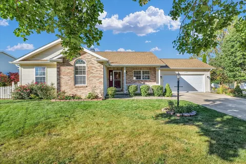 1708 Trails Dr, Urbana, IL 61802